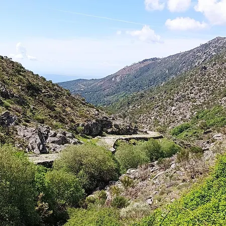 Casa La Rubía De Gredos * Cuevas Del Valle